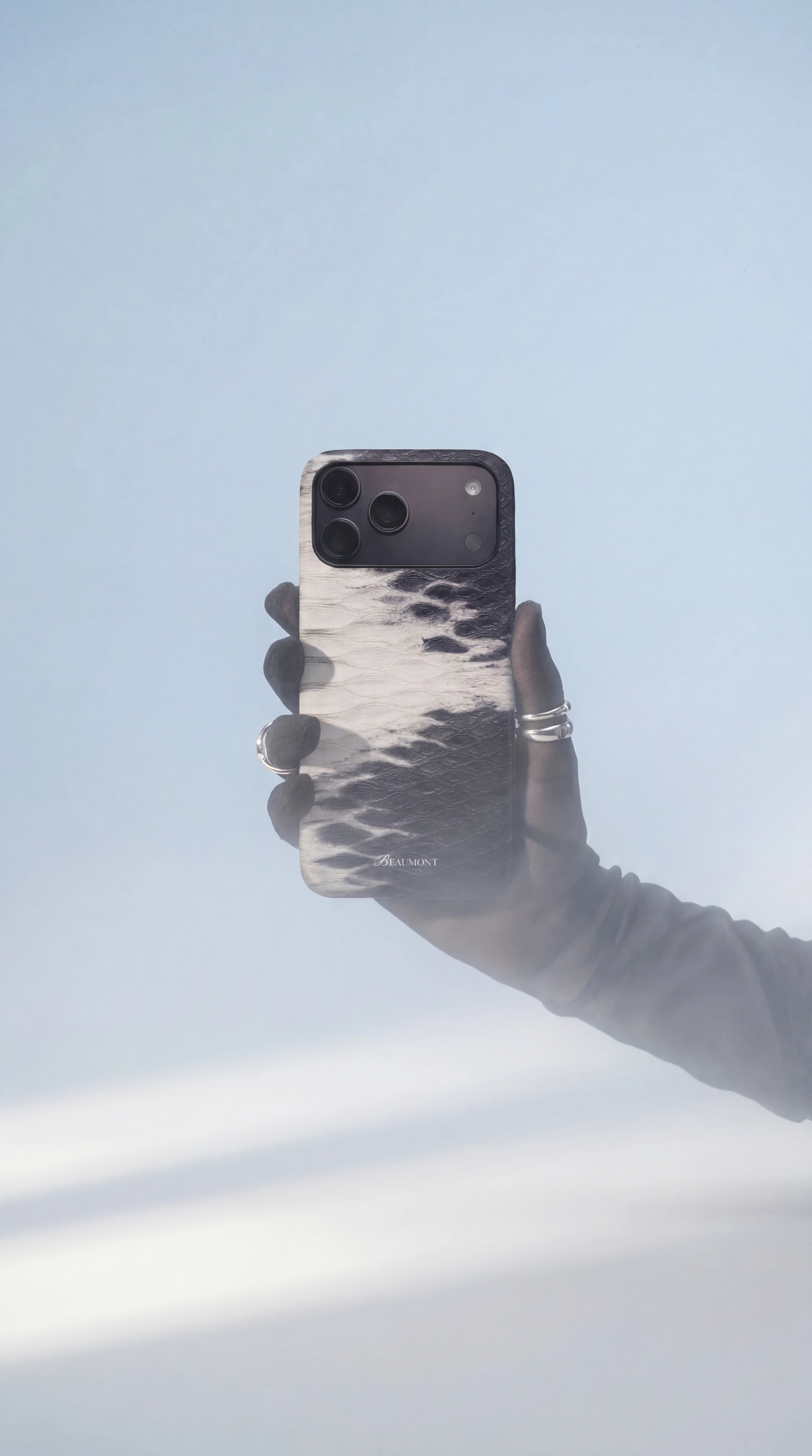 custom-slideshow-image-desktop-block_awLfGd